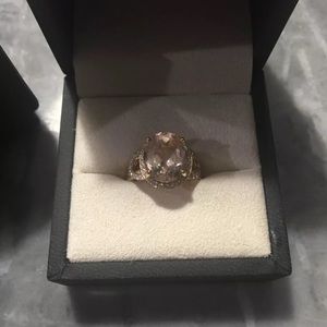 Morganite and Diamond Ring 18k Size 7
